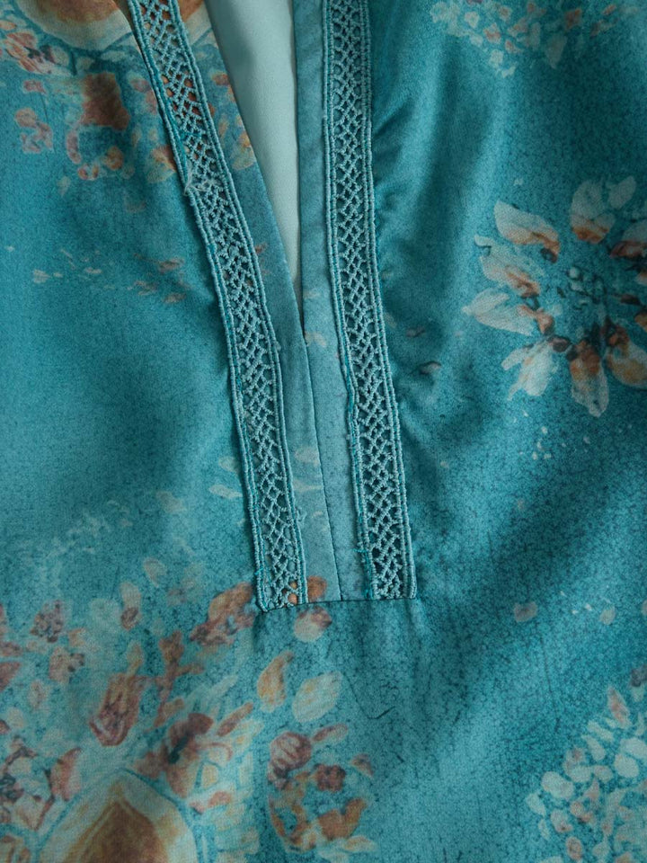 Vintage ethnic style floral lace blouse side view