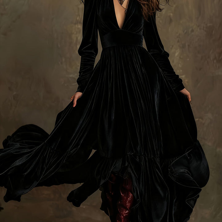Eveline velvet dress – side view A-line silhouette women's fashion