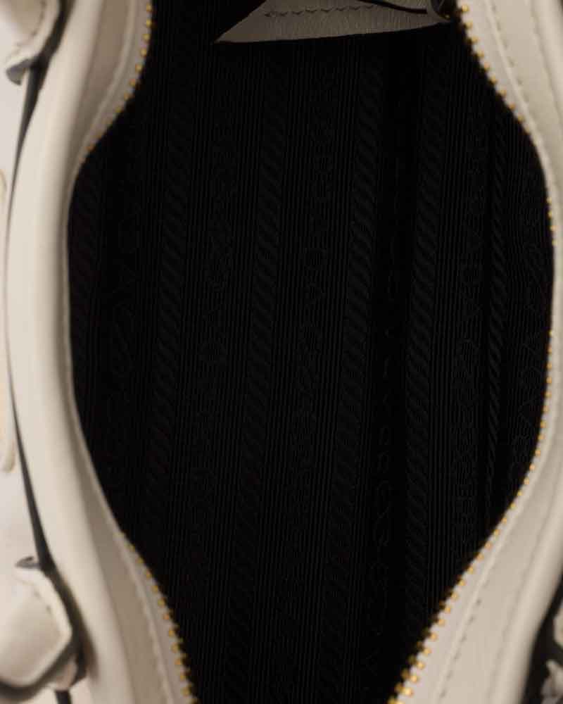Women's Airport Look Elegant Buckle Leather Tote