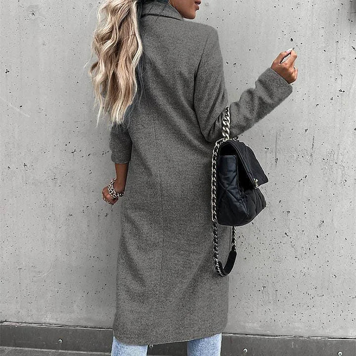 Evelyn – Classic Winter Coat with Lapels