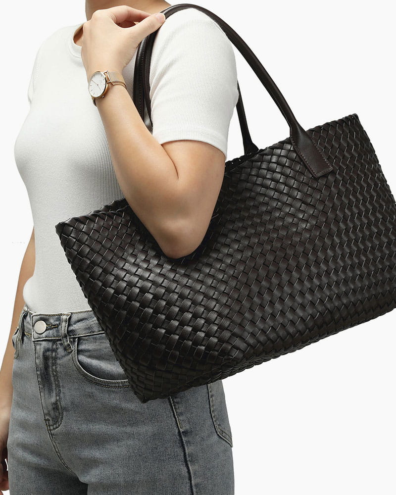 Chic Everyday City Handwoven Leather Tote