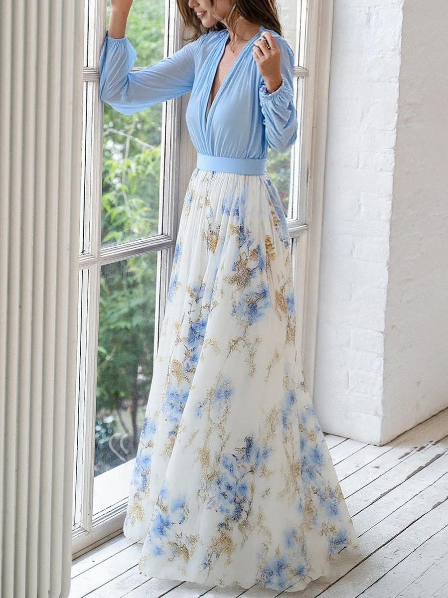 Abigail - Maxi Dress with Dazzling Floral Print — side view
