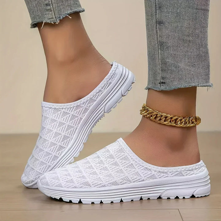 Brunilda | Breathable Flat Slipper