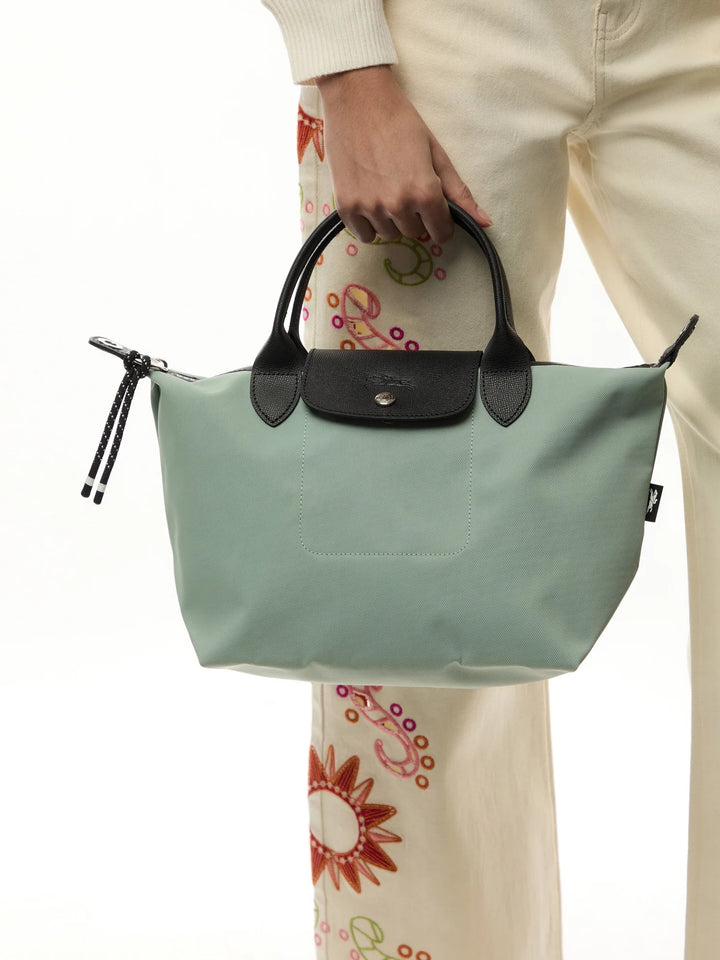 Longchamp Le Pliage Energy Small Verbena Bag – grass green lifestyle