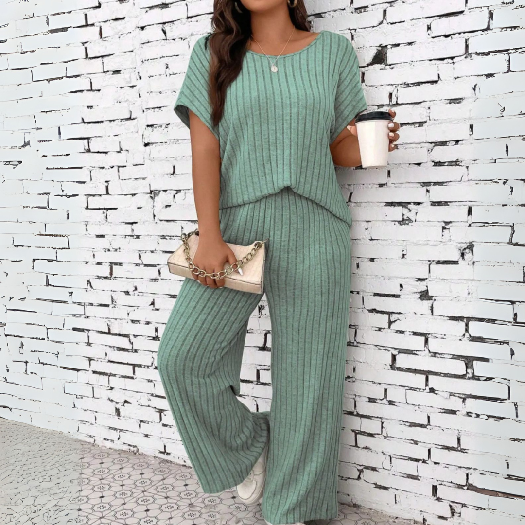 Wauna Two-Piece Set — close-up view
