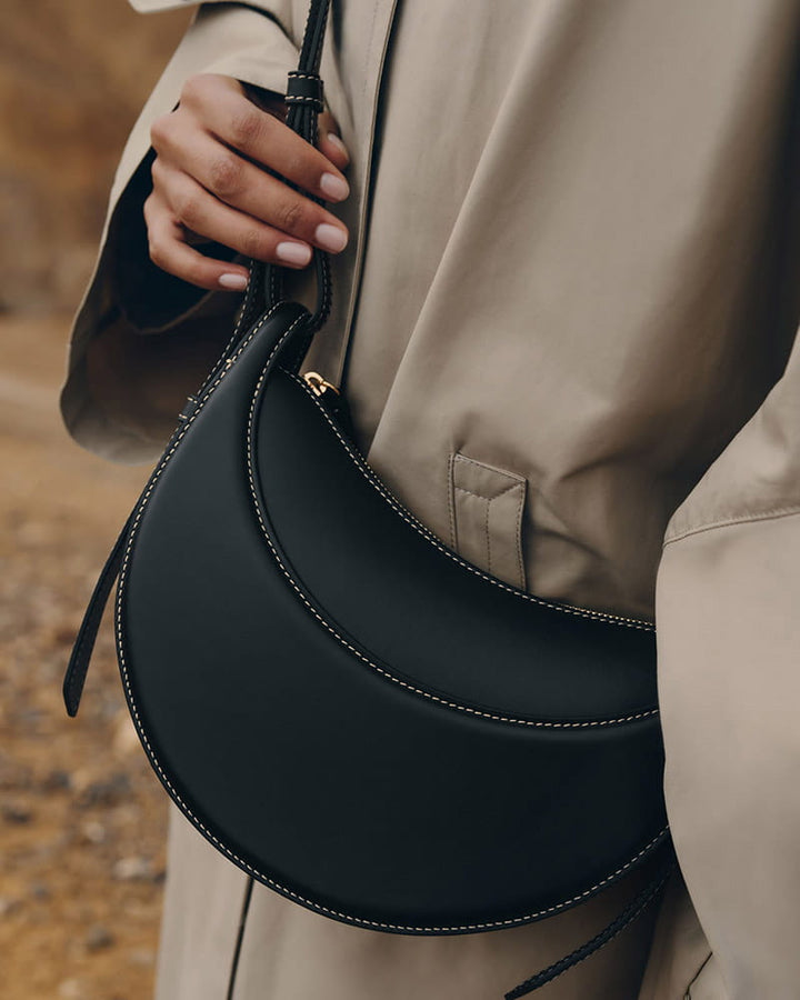Everyday City Textured Leather Shoulder Bag