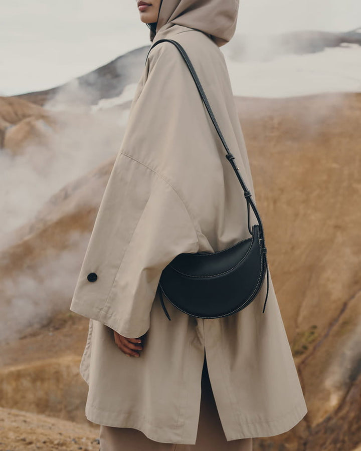 Everyday City Textured Leather Shoulder Bag
