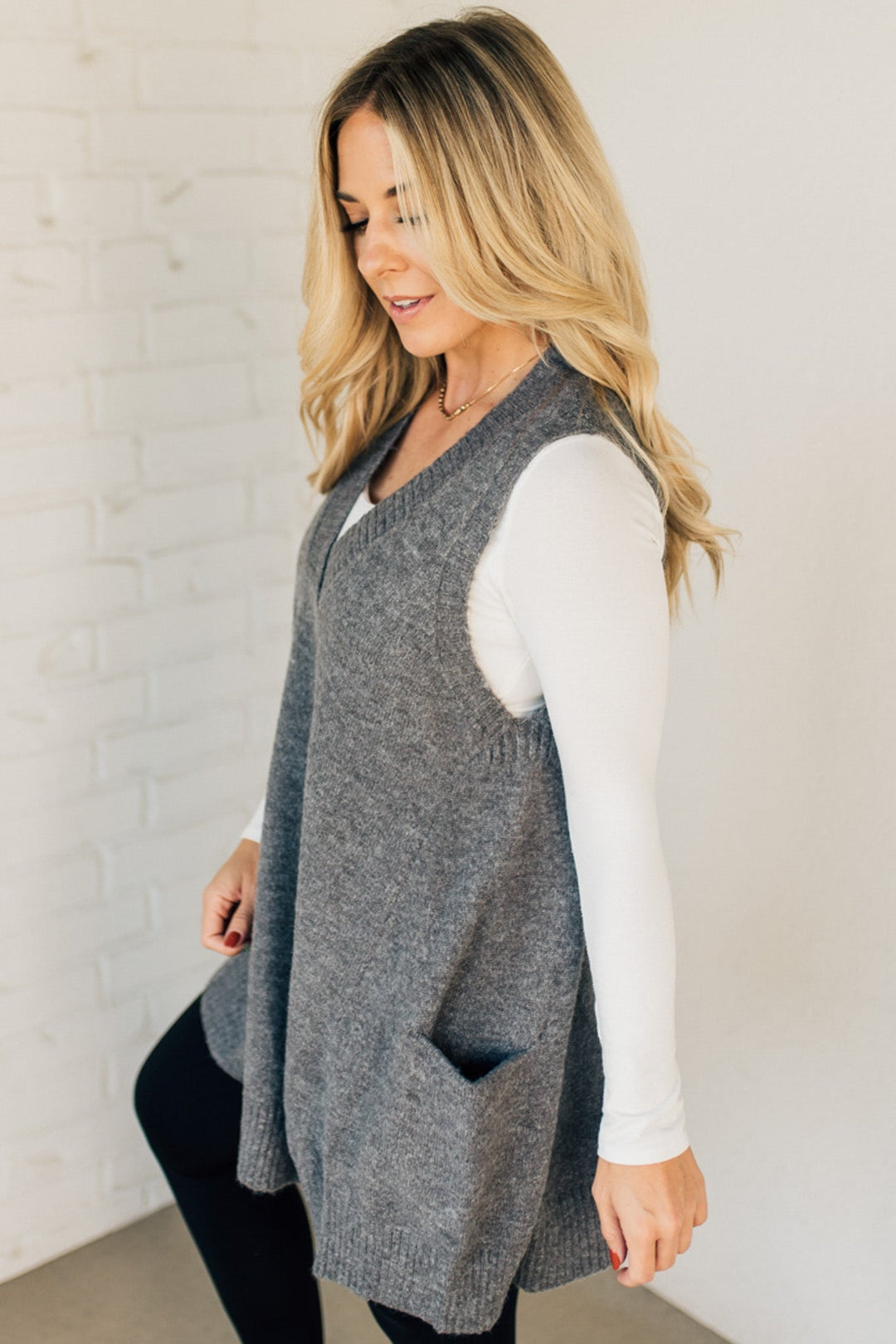 Scarlett Stylish Long Sweaters with Pocket — product view