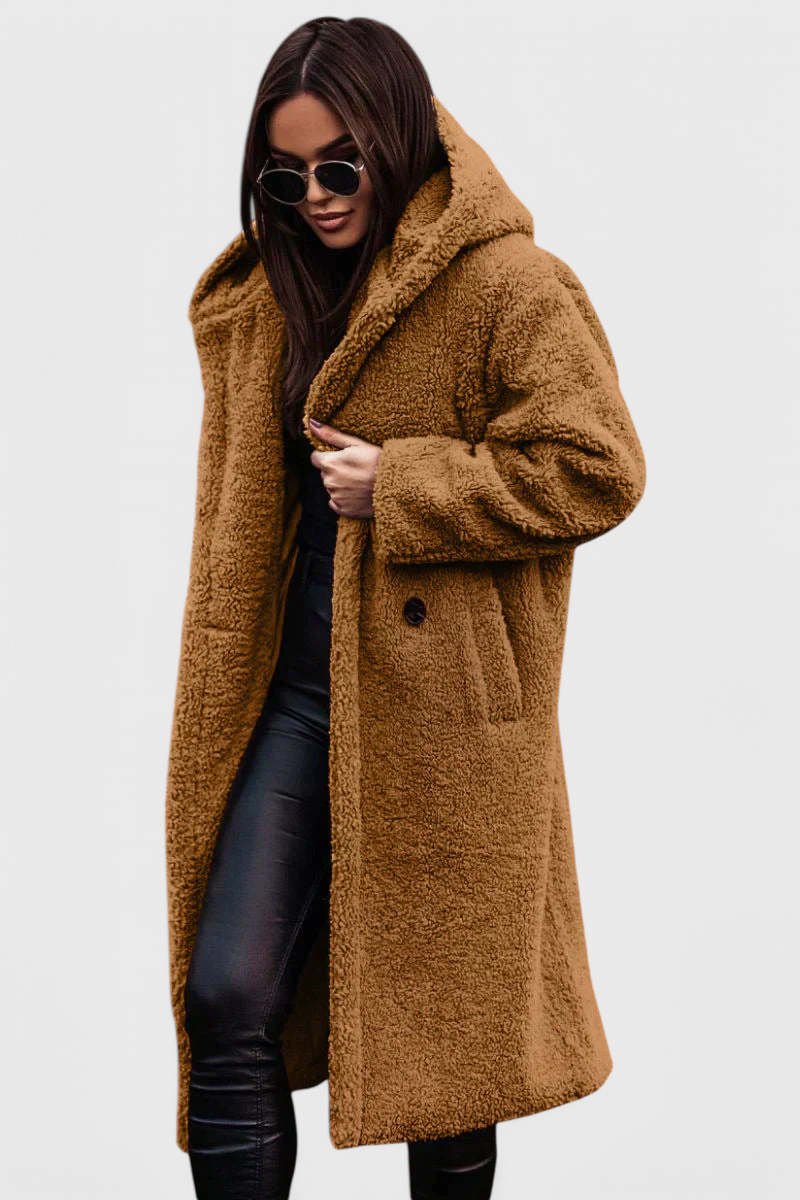 Mila long fur coat half-length close-up model