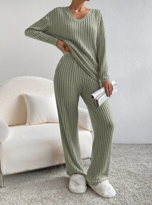 Elmer Two-Piece Set — detail view