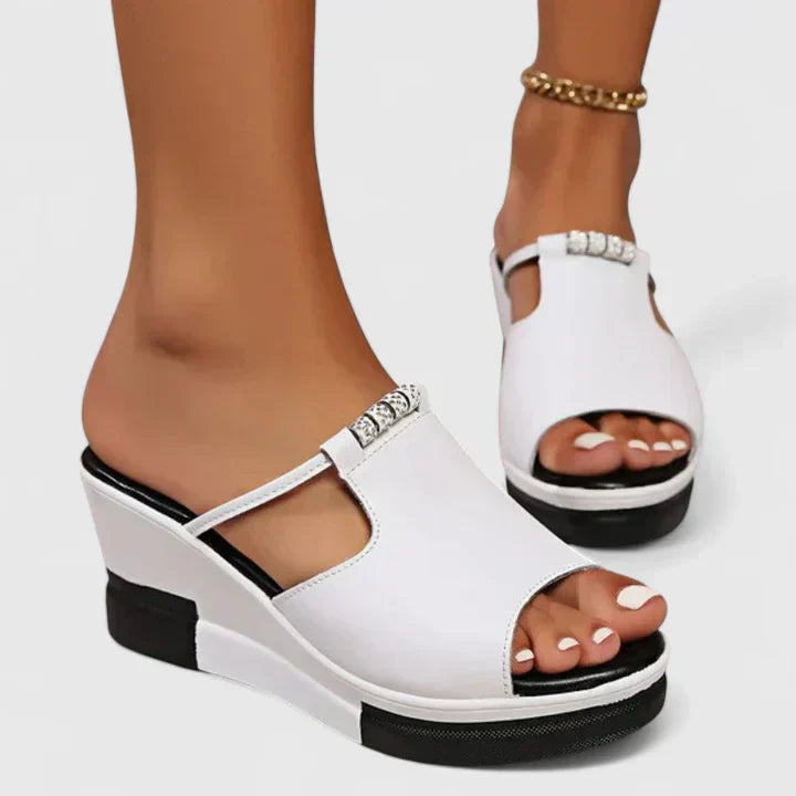 Florine Orthopedic Sandals — close-up detail