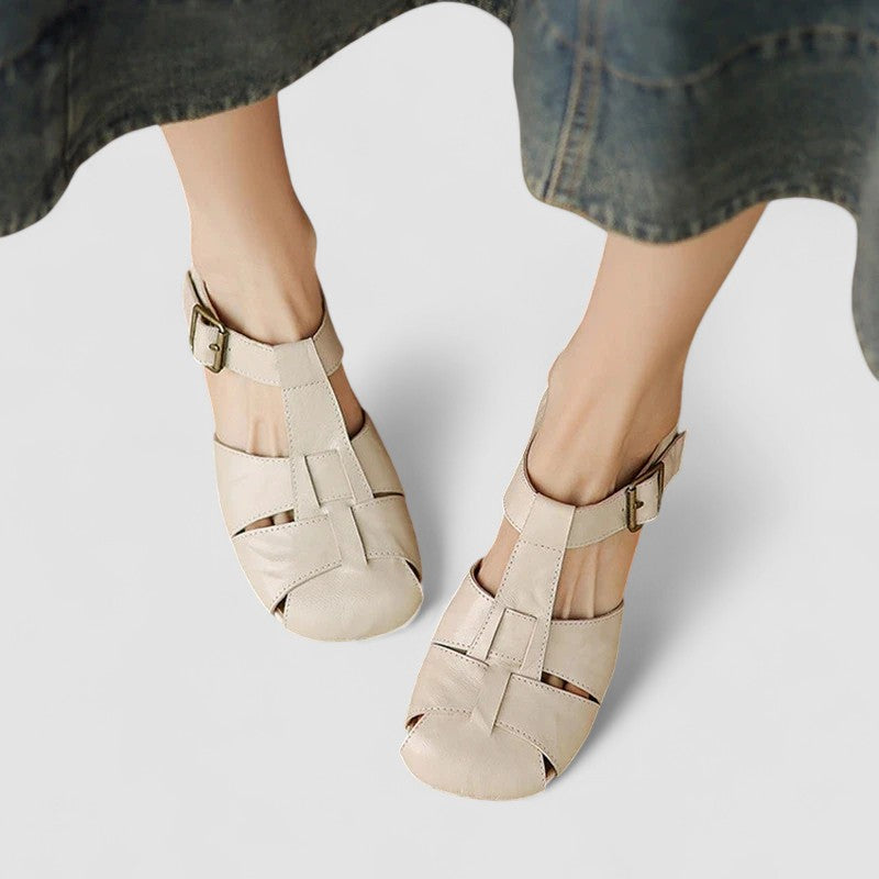 Amelia Orthopedic Mary Jane — pair view