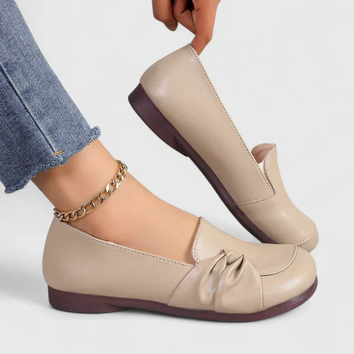 Ivarynn Elegant Shoes — detail view
