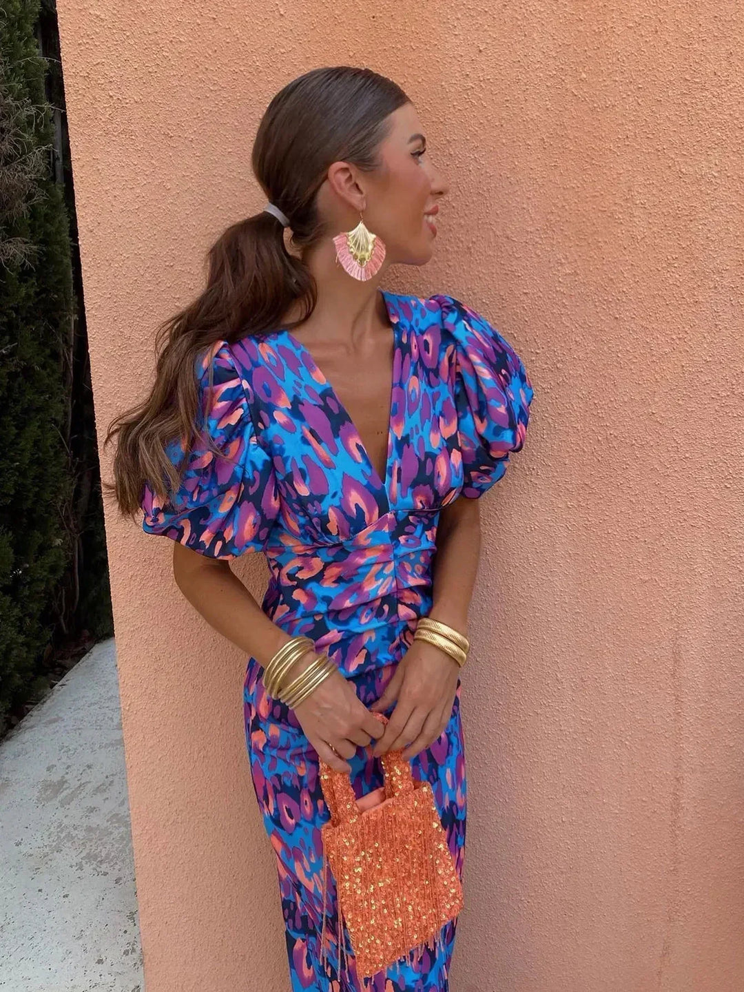 Loren - Vibrant Midi Dress with Puff Sleeves — front view
