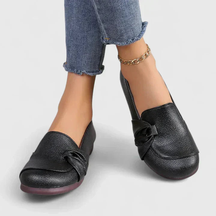 Ivarynn Elegant Shoes — close-up detail