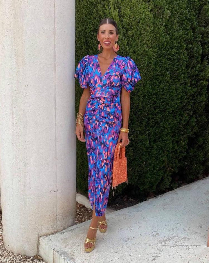 Loren - Vibrant Midi Dress with Puff Sleeves — detail view