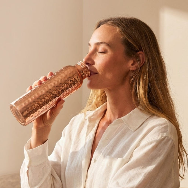 Hammered Pure Copper Water Bottle — 34 oz