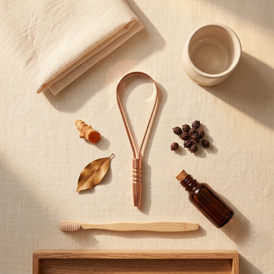 Ashwell ZenLoop copper tongue cleaner, close-up detail