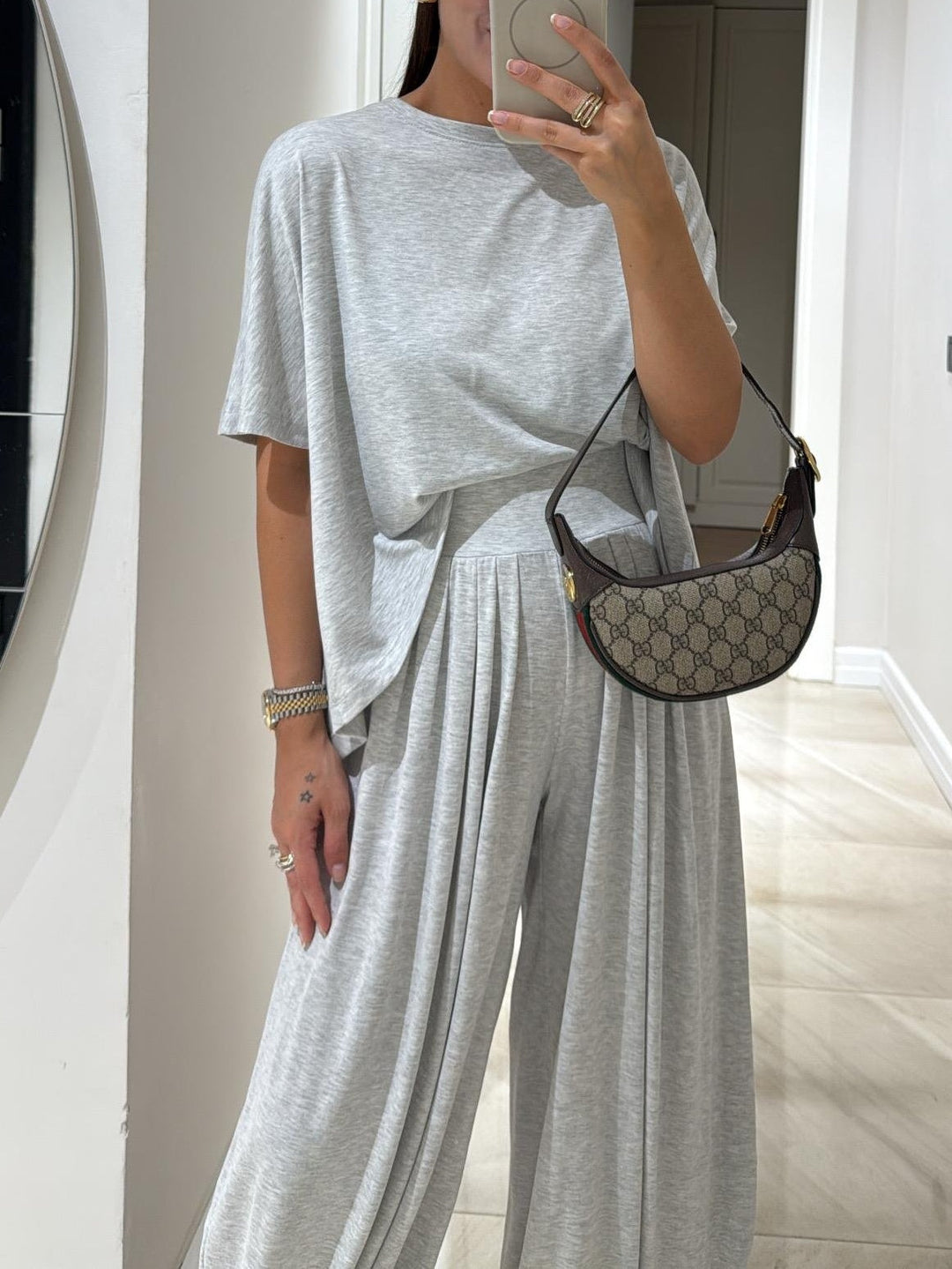 Relaxed casual two-piece women – full length