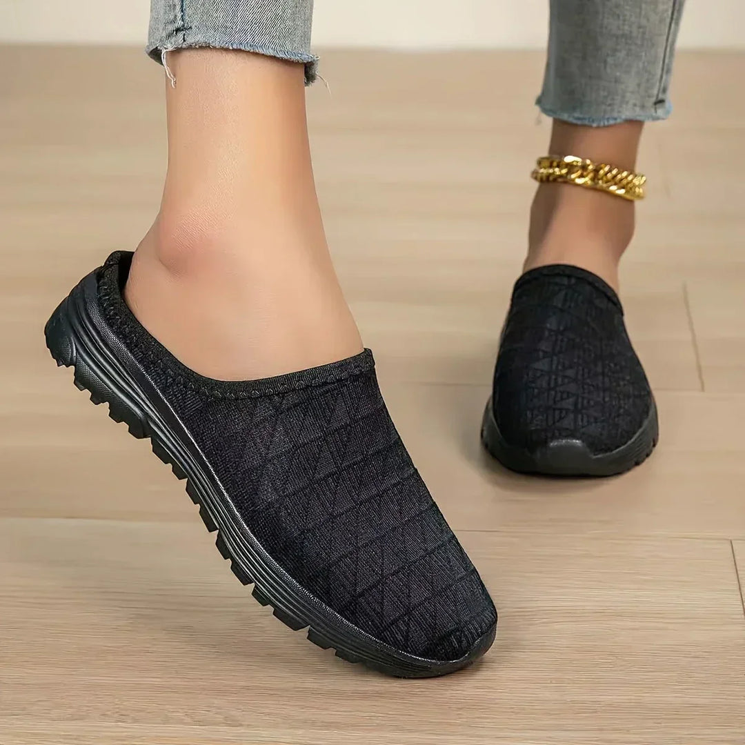 Brunilda | Breathable Flat Slipper