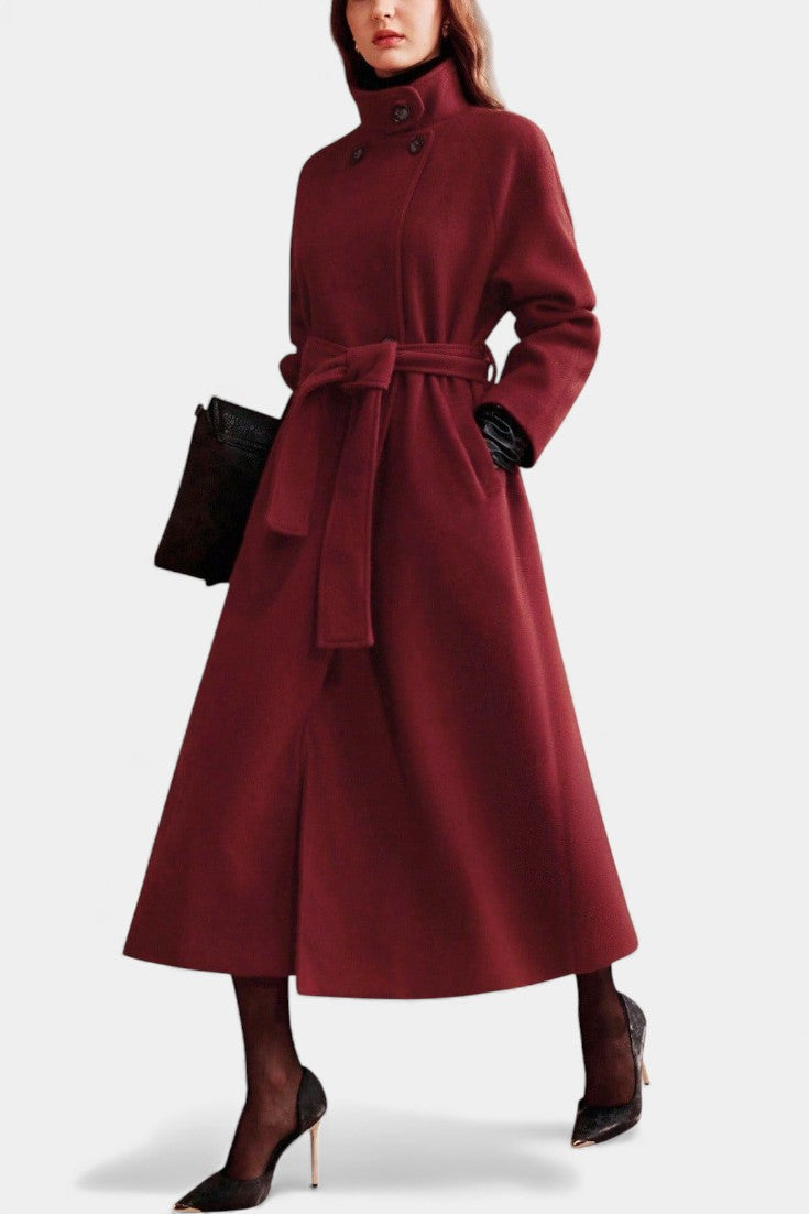 Zyana coat adjustable collar detail close-up