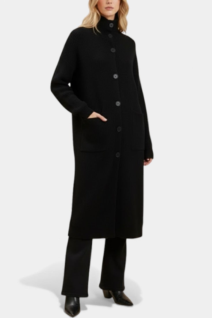Clarisse coat button row and collar detail
