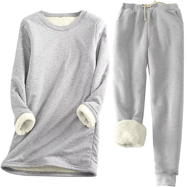 Avery Cozy Thermal Fleece Set — side view