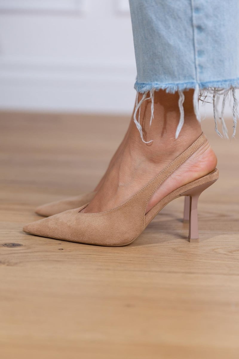 Decollete Slingback — front view