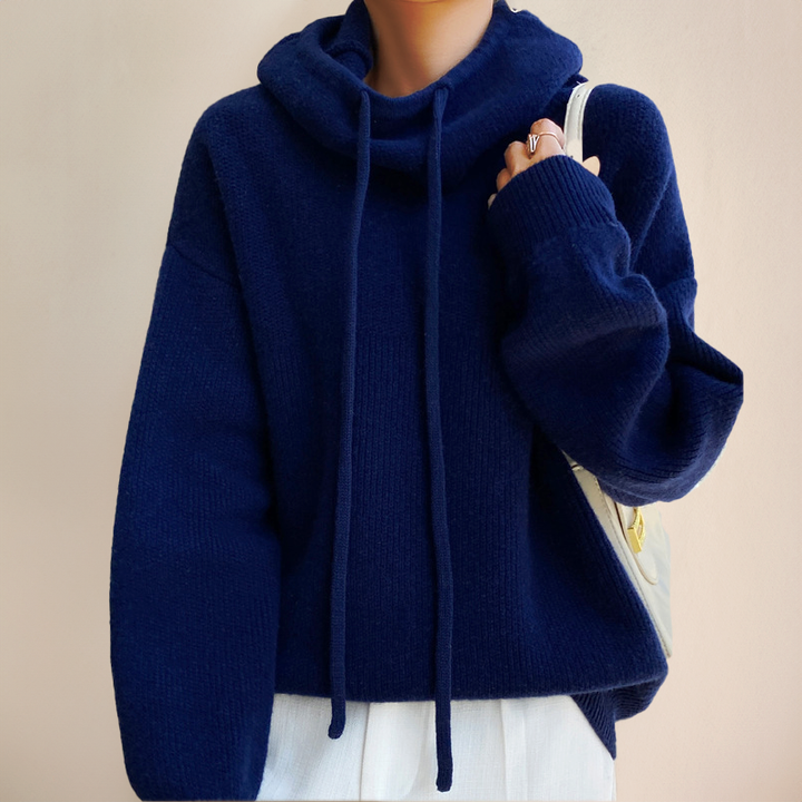 Ella Oversized Comfortable Hoodie — close-up view