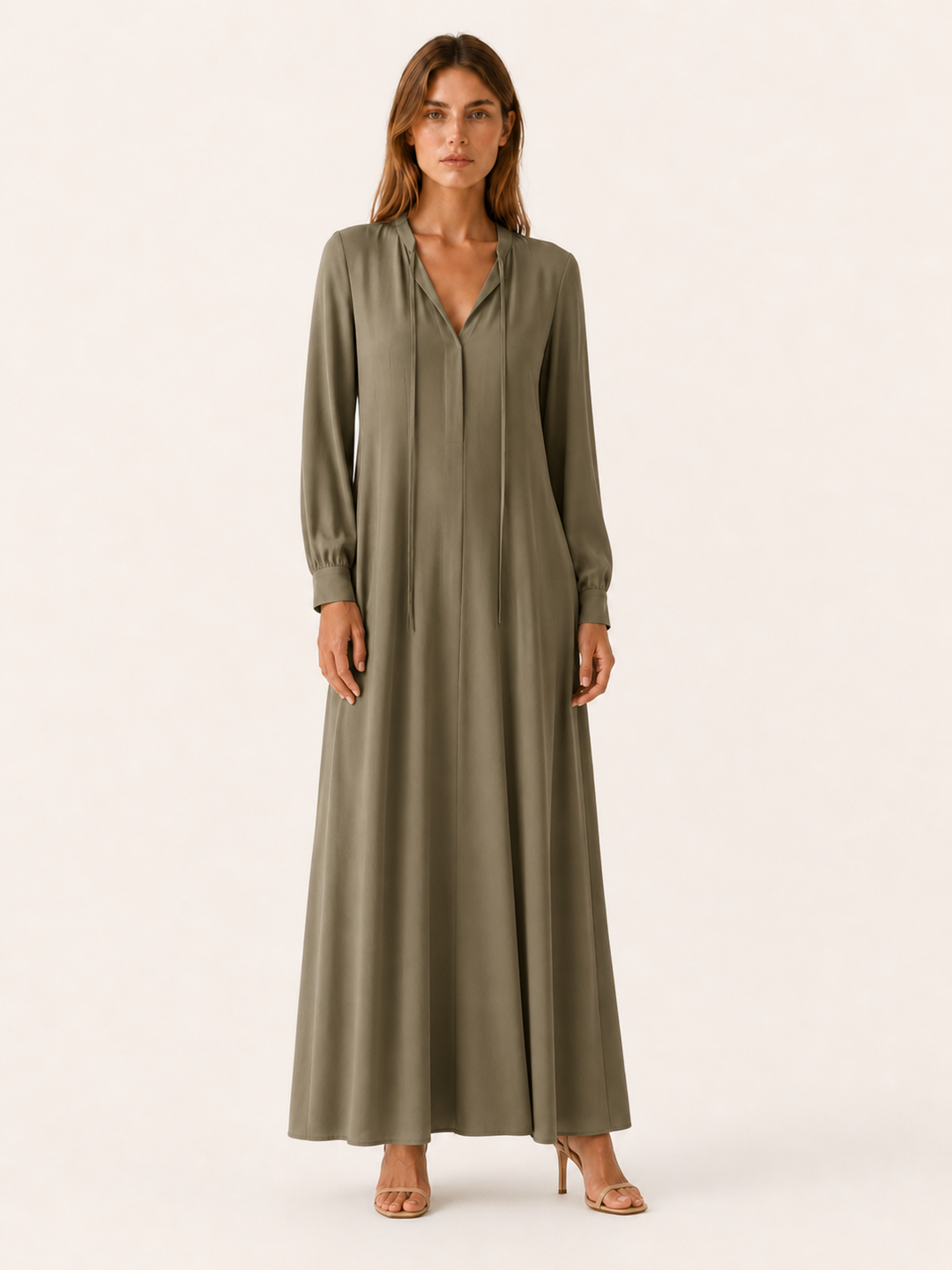 Black Loose Fit Maxi Dress with Long Sleeves – close-up