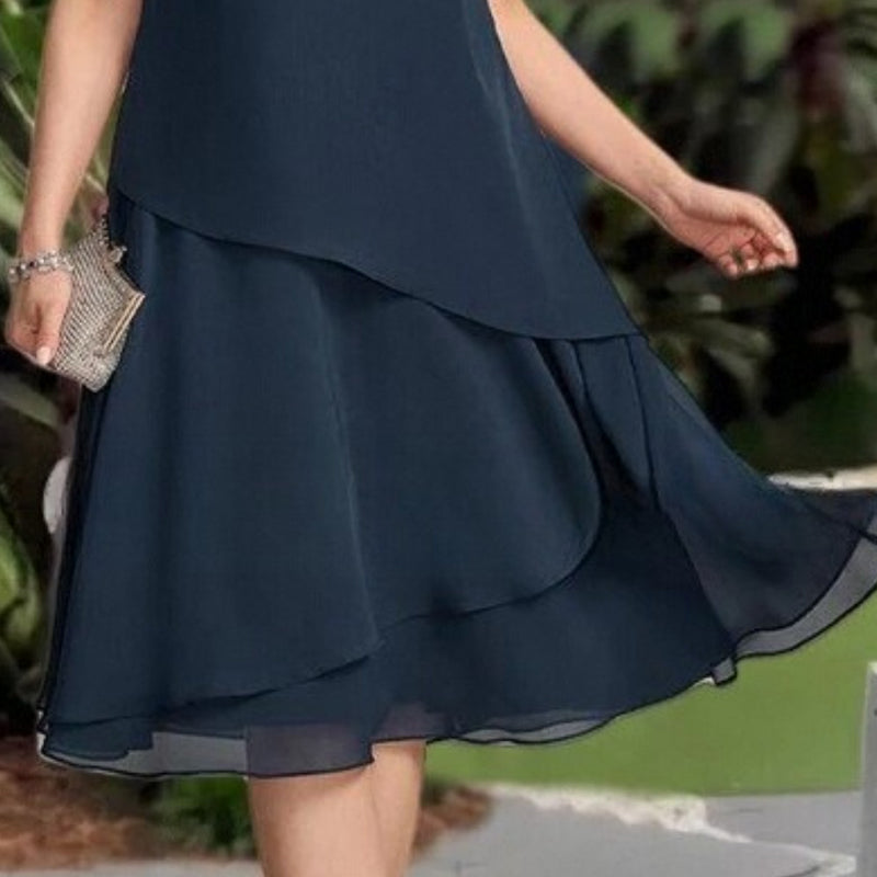 Clarissa - Classic Midi Dress