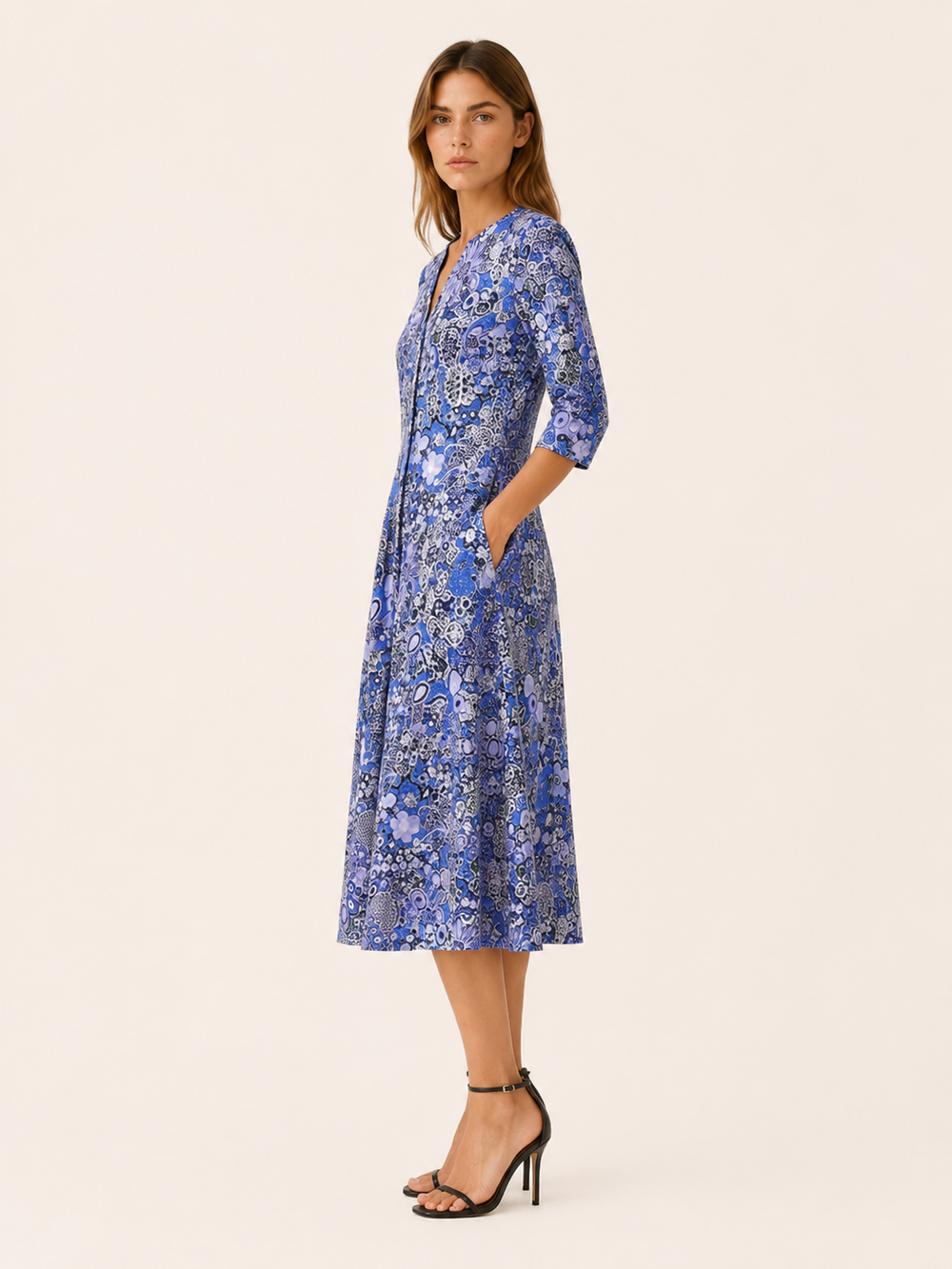 Red Printed Midi Dress with V Neck and Pockets – side view