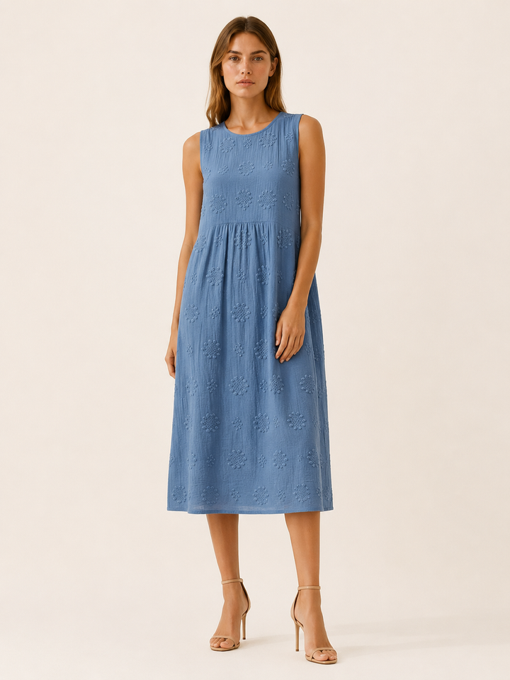 Green Textured Midi Dress with Round Neck – lifestyle